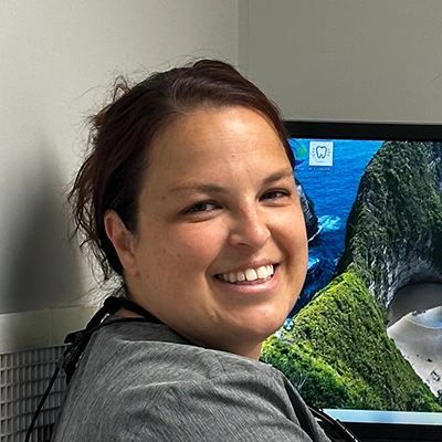Staff Member At Shoreline Family Dentistry On The Computer